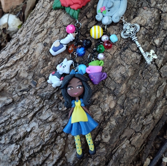 Jewelry - 🫐Alice in 🍄 Wonderland 🌝🕦 Necklace